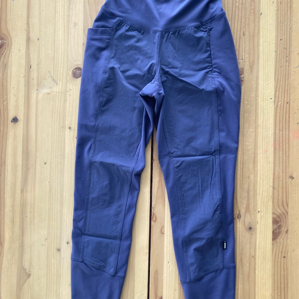 REI Women’s Lightweight Athletic Pants